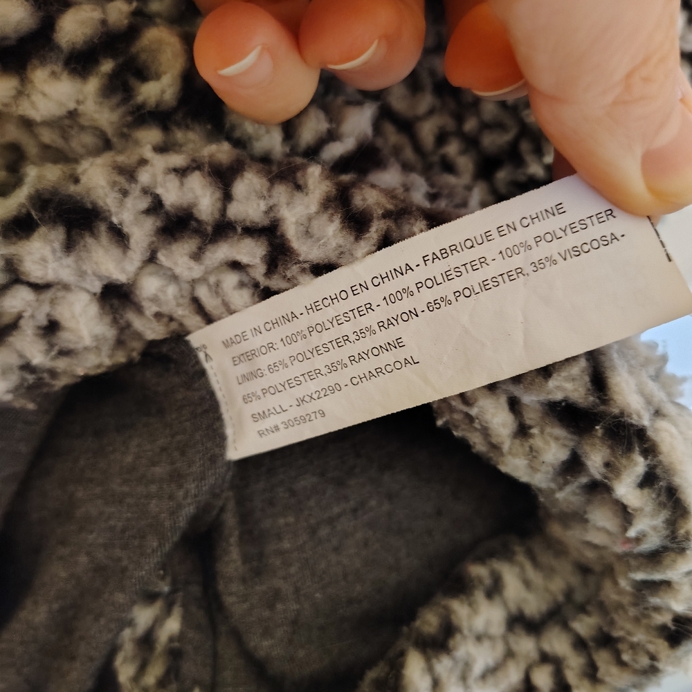 Altar'd State Cozy Sherpa pullover 1/2 zip - Picture 9 of 11